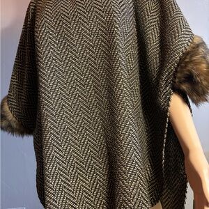 Tashon Tweed Plus Size Sweater Caplet  With Faux Fur Sleeves